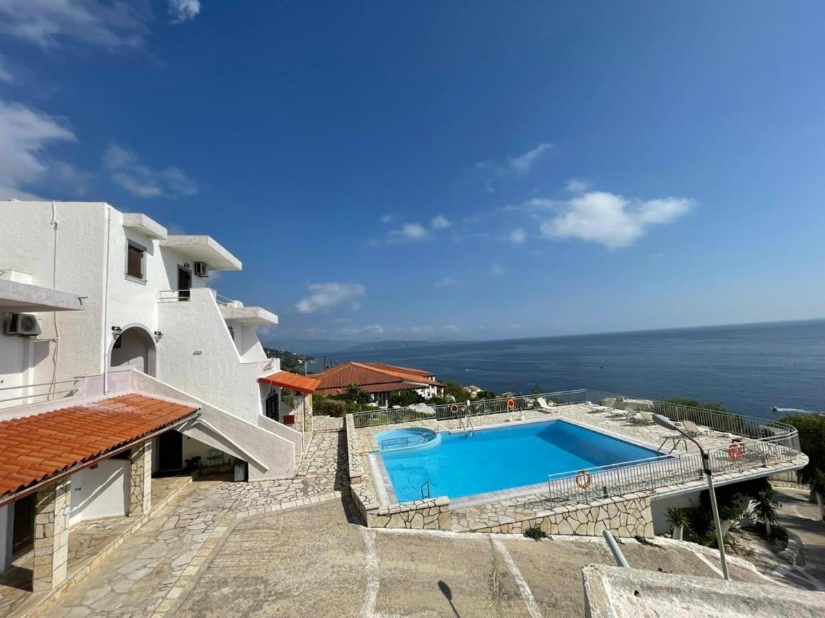 Yannis Apartments Barbati Exterior foto