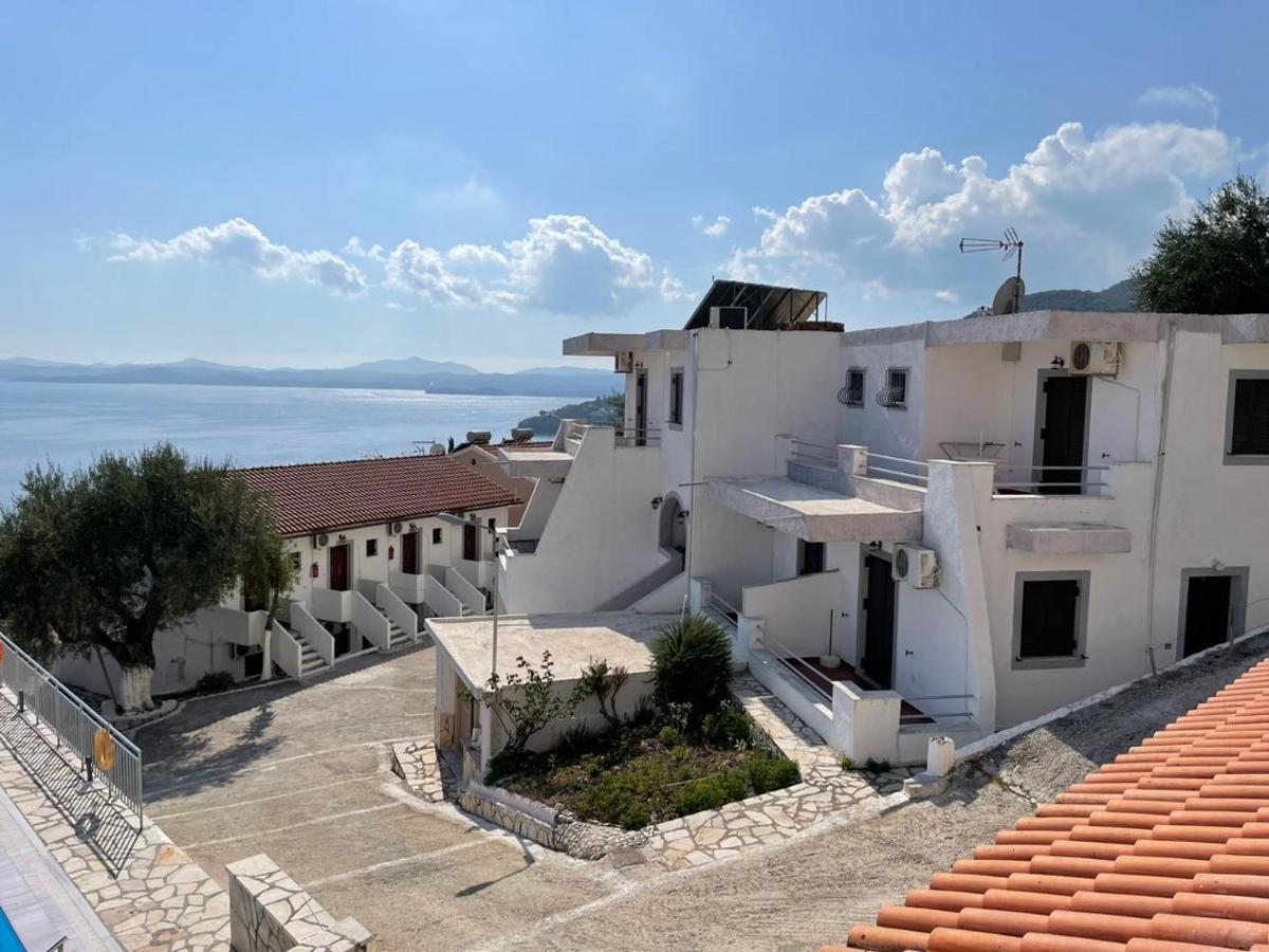 Yannis Apartments Barbati Exterior foto